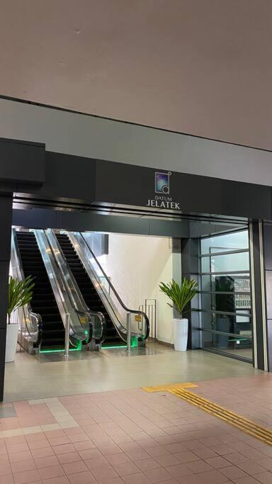 10Mins To Klcc W Lrt+Mall+Netflix Muji Urban Kuala Lumpur Exteriér fotografie